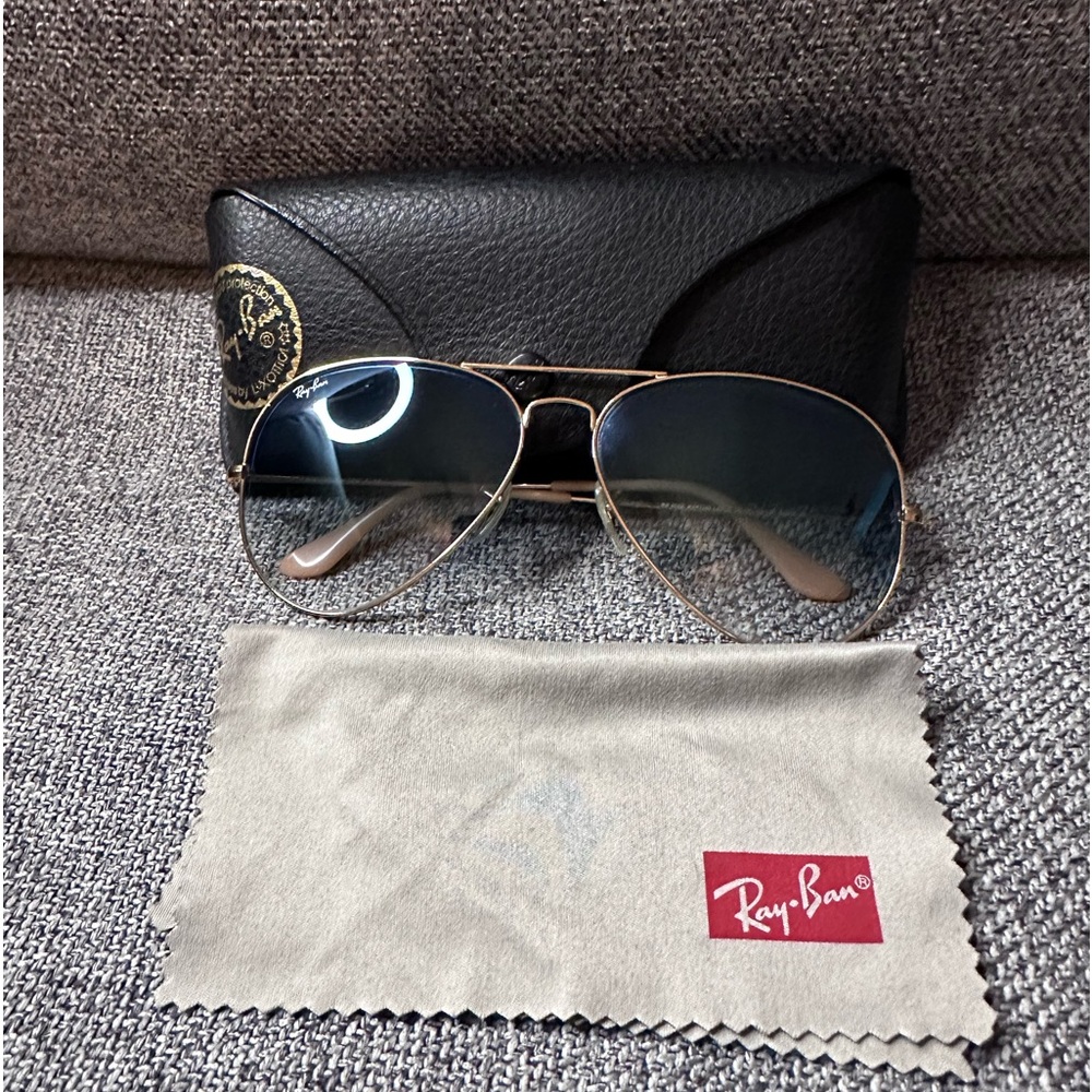 Gold rim Gradient Ray Bans